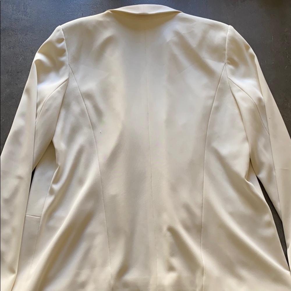 Ivory Blazer - Picture 3 of 7